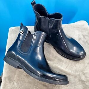 MK black short rain boots 7